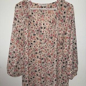 Violet & Claire Multicolor Floral Blouse